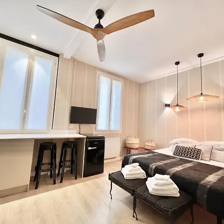 Luxury Decorated Studio, On Trendy Harbor Port Lympia, Close To Old Town, And Tramway *
