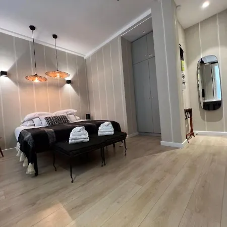 Luxury Decorated Studio, On Trendy Harbor Port Lympia, Close To Old Town, And Tramway 니스